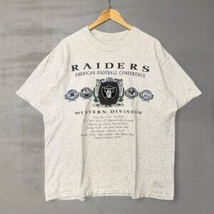 Vintage 90s Oakland Pro Football Nutmeg Grey Graphic T-shirt